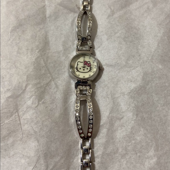 RARE Vintage 90s Sanrio Hello Kitty Watch with crystals - Picture 2 of 8
